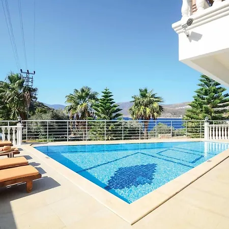 Villa Sleeps 4 Air Con Wifi